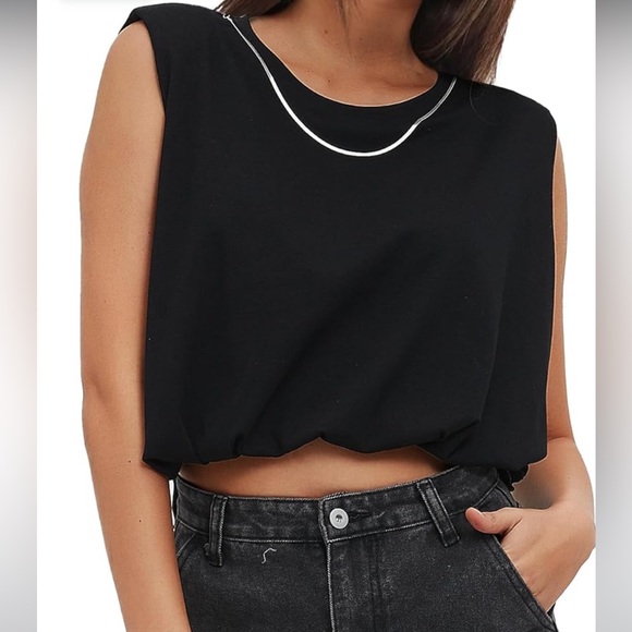 Darong Crop Top - Picture 1 of 3